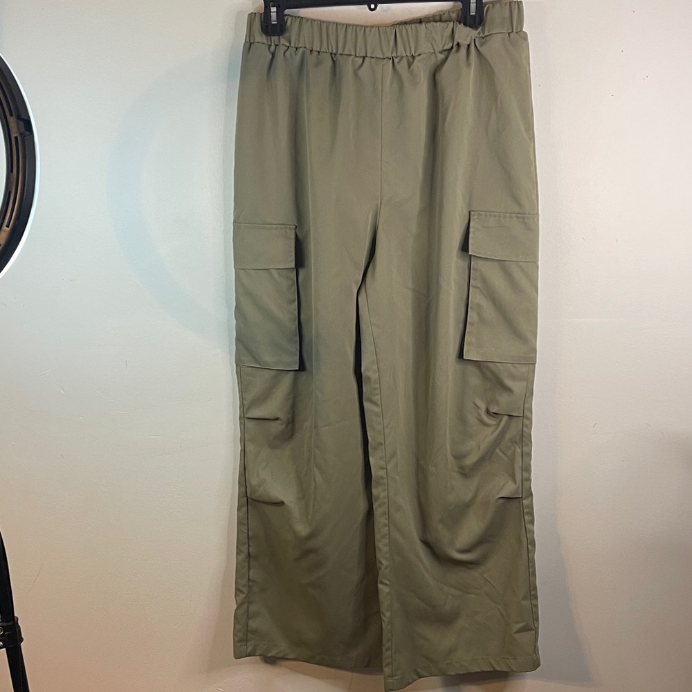 SHEIN Olive Green Wide Leg Cargo Pants High Rise Elastic Waist Size L 8/10 #124